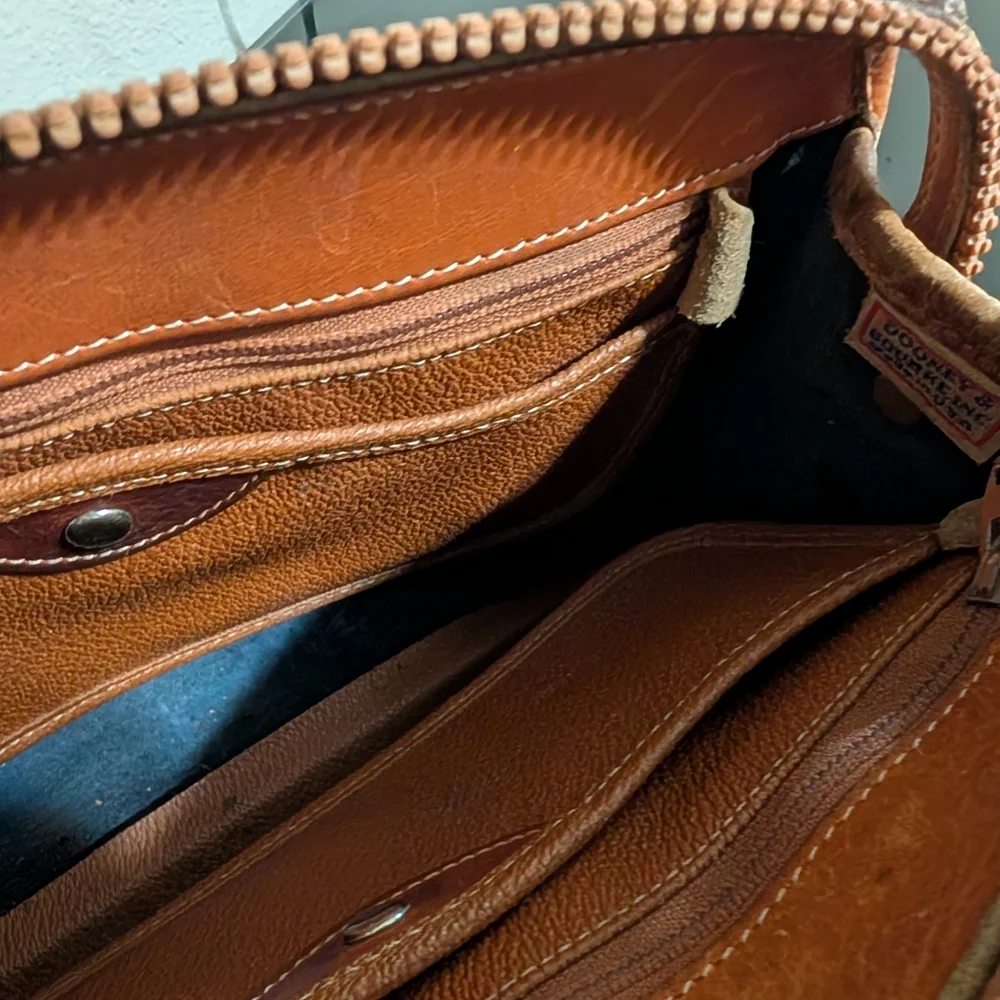 Vintage Dooney Bourke Blue Pebbled All Weather Leather Shoulder Bag Purse - Picture 10 of 12